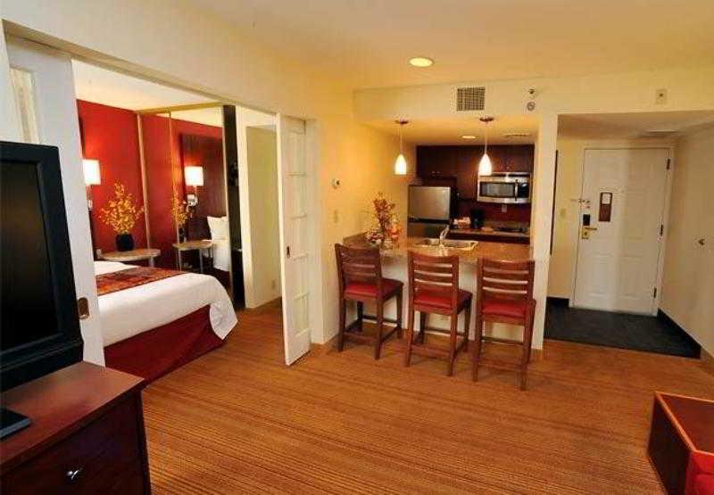Residence Inn Boston Tewksbury/Andover Ngoại thất bức ảnh